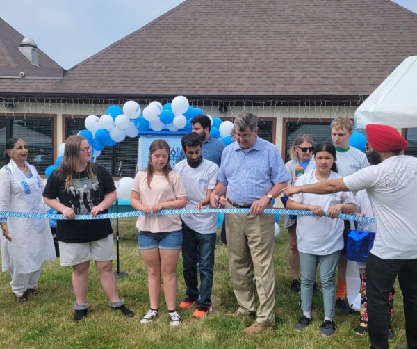 B Jolly foundation Ribbon cutting by Mayor of Wheaton